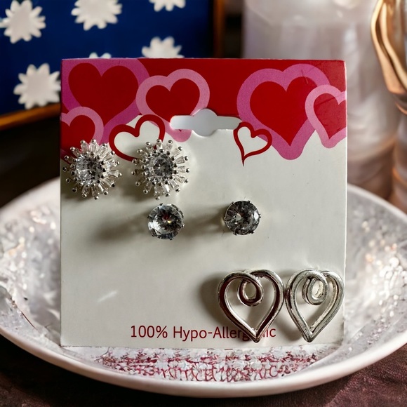 Set of 3 Silver Tone Round Clear CZ Pierced Earrings Stud Starburst Hearts New - Picture 3 of 9